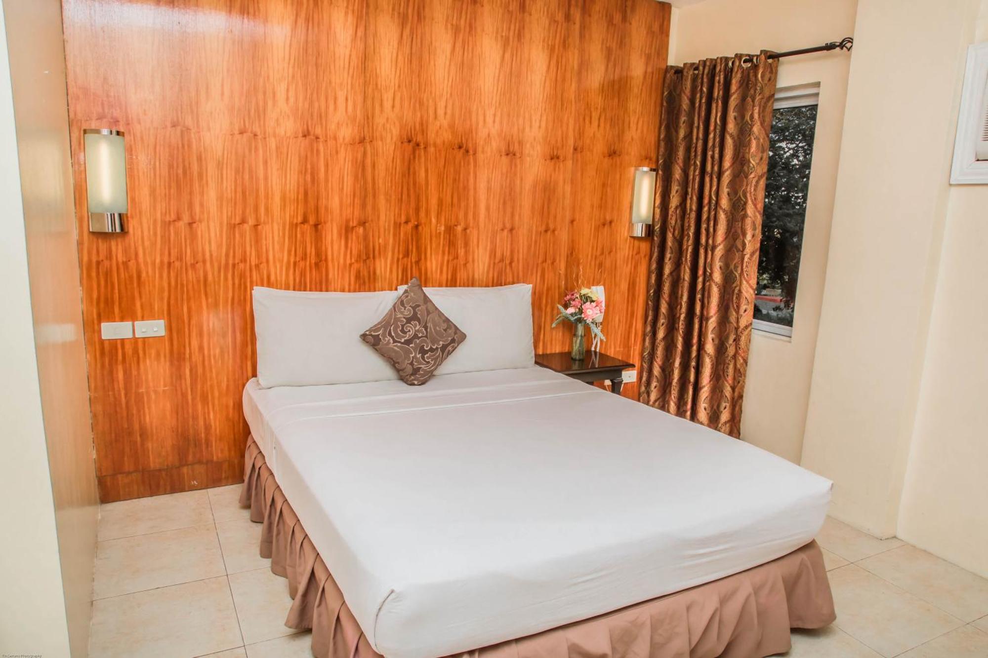 VIEWPARK HOTEL TAGAYTAY | ⋆⋆ | TAGAYTAY CITY, PHILIPPINES | SEASON ...